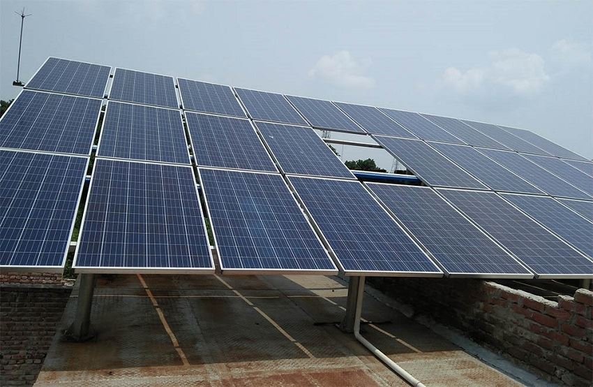 Dissmann-Energy Power Solar Charging Station